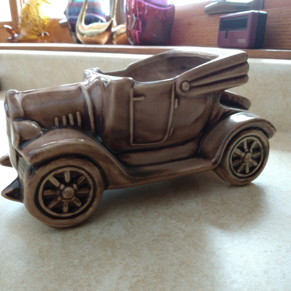 Car planter - Picture 3 of 4